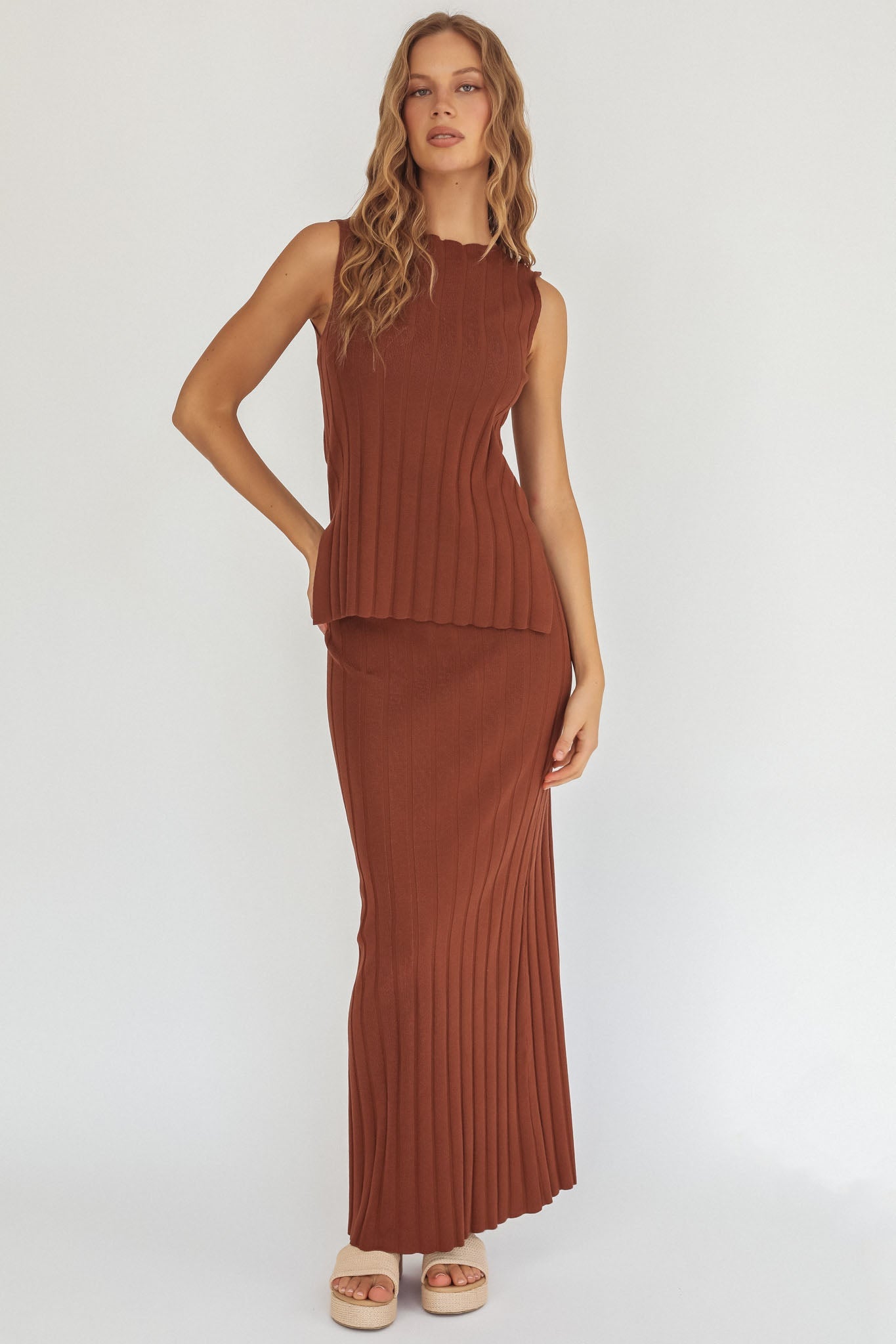 Kimora Sleeveless Knit Top Brown