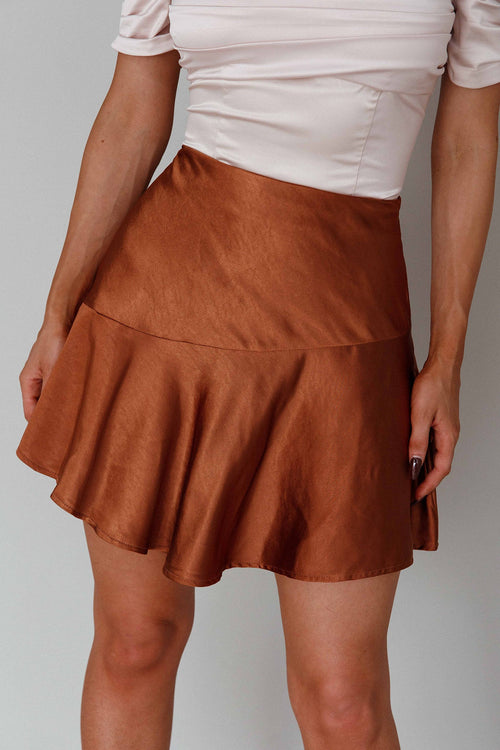 Gwyneth Flounce Mini Skirt Chocolate