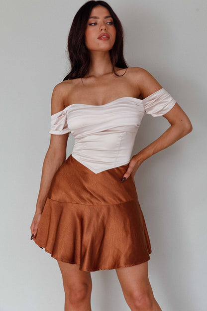 Gwyneth Flounce Mini Skirt Chocolate